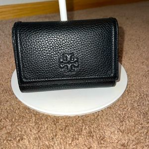 SALE**Tory Burch Thea Wallet